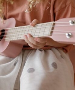 Húnar - little dutch guitar in pink 343464 1100x