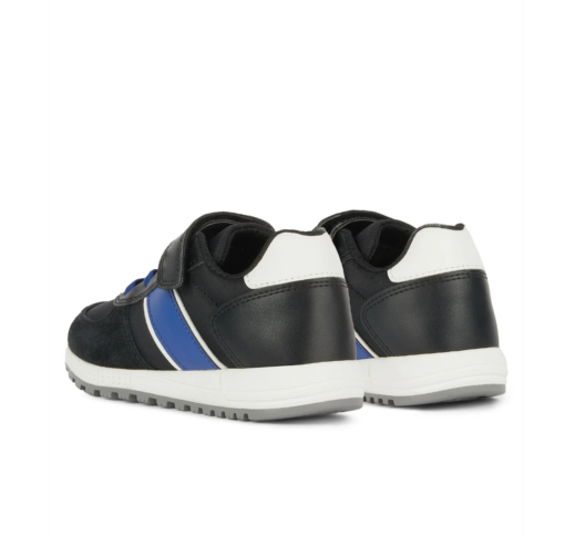 &Lt;Div Id=&Quot;Collapsible-Details-1&Quot; Class=&Quot;Font-M Value Content&Quot;&Gt;Breathable Low-Cut Sneaker For Boys With A Stylish Retro-Running-Shoe Aesthetic. Alben Boasts An Upper Made Of Nylon And A Leather-Effect Material In A Combination Of Navy-Blue And Red, Making It The Ideal Choice For Casual Dressing. It Has A Light Structure That Makes It Easier For Kids To Move Around And Rests On A Rubber Outsole That Will Provide Little Adventurers With Stability And Comfort On An Everyday Basis.&Lt;/Div&Gt; - Húnar - Alben3