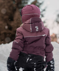 &Lt;Ul&Gt; &Lt;Li&Gt;&Lt;Em&Gt;&Lt;Strong&Gt;Helstu Eiginleikar:&Lt;/Strong&Gt;&Lt;/Em&Gt; &Lt;Ul&Gt; &Lt;Li&Gt;Slitsterkur Kuldagalli Úr Polyester&Lt;/Li&Gt; &Lt;Li&Gt;15000 Mm Vatnsheldni&Lt;/Li&Gt; &Lt;Li&Gt;6000 G/M2/24 Öndun&Lt;/Li&Gt; &Lt;Li&Gt;Vatnsheldnir Límdir Saumar&Lt;/Li&Gt; &Lt;Li&Gt;Gott Endurskin&Lt;/Li&Gt; &Lt;Li&Gt;Breytanlegur Franskur Rennilás Í Ermum Og Skálmum&Lt;/Li&Gt; &Lt;Li&Gt;Tvöfaldir Rennilásar&Lt;/Li&Gt; &Lt;Li&Gt;Ól Undir Skálmum&Lt;/Li&Gt; &Lt;Li&Gt;Tveir Brjóstvasar, Tveir Hliðarvasar&Lt;/Li&Gt; &Lt;Li&Gt;Snjóvörn Á Skálmum&Lt;/Li&Gt; &Lt;Li&Gt;Styrkingar Á Rassi Og Hnjám&Lt;/Li&Gt; &Lt;Li&Gt;Hetta, Sem Er Hægt Að Taka Af&Lt;/Li&Gt; &Lt;/Ul&Gt; &Nbsp; &Lt;Em&Gt;&Lt;Strong&Gt;Efni:&Lt;/Strong&Gt;&Lt;/Em&Gt; 88% Nælon, 12% Spandex 100% Flísefni Í Fóðri 100% Nælon Í Skálmum Og Endum Styrkt Efni Á Rassi Og Hnjám &Lt;Em&Gt;&Lt;Strong&Gt;Þvottameðhöndlun:&Lt;/Strong&Gt;&Lt;/Em&Gt; Þvoist Við Max 40° Má Fara Í Þurrkskáp Á 40°&Lt;/Li&Gt; &Lt;/Ul&Gt; - Húnar - 3542 6865 D8 2