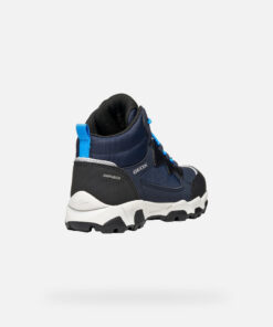 &Lt;P&Gt;Mid-Cut Hiking-Style Sneaker For Boys Designed To Deliver Comfort And Protection, Even When The Weather Is Doing Its Worst. This Version Of Magnetar Abx Boasts An Upper Made From Nylon And A Leather-Effect Material In A Navy And Light-Blue Colourway, Ensuring Outstanding Waterproofness And Excellent Breathability, Even In The Rain. Magnetar Abx Is The Ideal Partner For Outdoor Adventures In Wintertime, Closing The Gap Between Contemporary Panache And Reliable Protection In Any Weather Conditions.&Lt;/P&Gt; - Húnar - Ec Aa20064 40