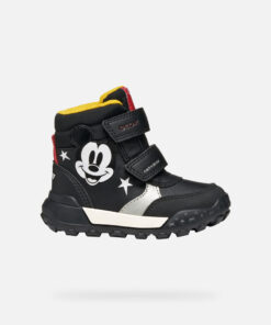 &Lt;P&Gt;Waterproof Breathable Ankle Boot For Boys Created Under The Partnership Between Geox And Disney For Boundless Adventures. This Version Has Been Made From A Combination Of Nylon And A Leather-Effect Material In A Black And Red Colourway, And Ensures The Utmost Durability And Comfort. Trekkyup Abx Keeps Little Feet Constantly Dry, Even In Wet Weather, And Will Be Perfect For Little Explorers Who Like To Play Outside In All Weather Conditions.&Lt;/P&Gt; - Húnar - Ec Aa30356 00